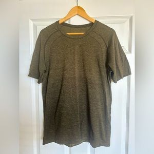Lululemon Mental Vent Tech Short Sleeve
